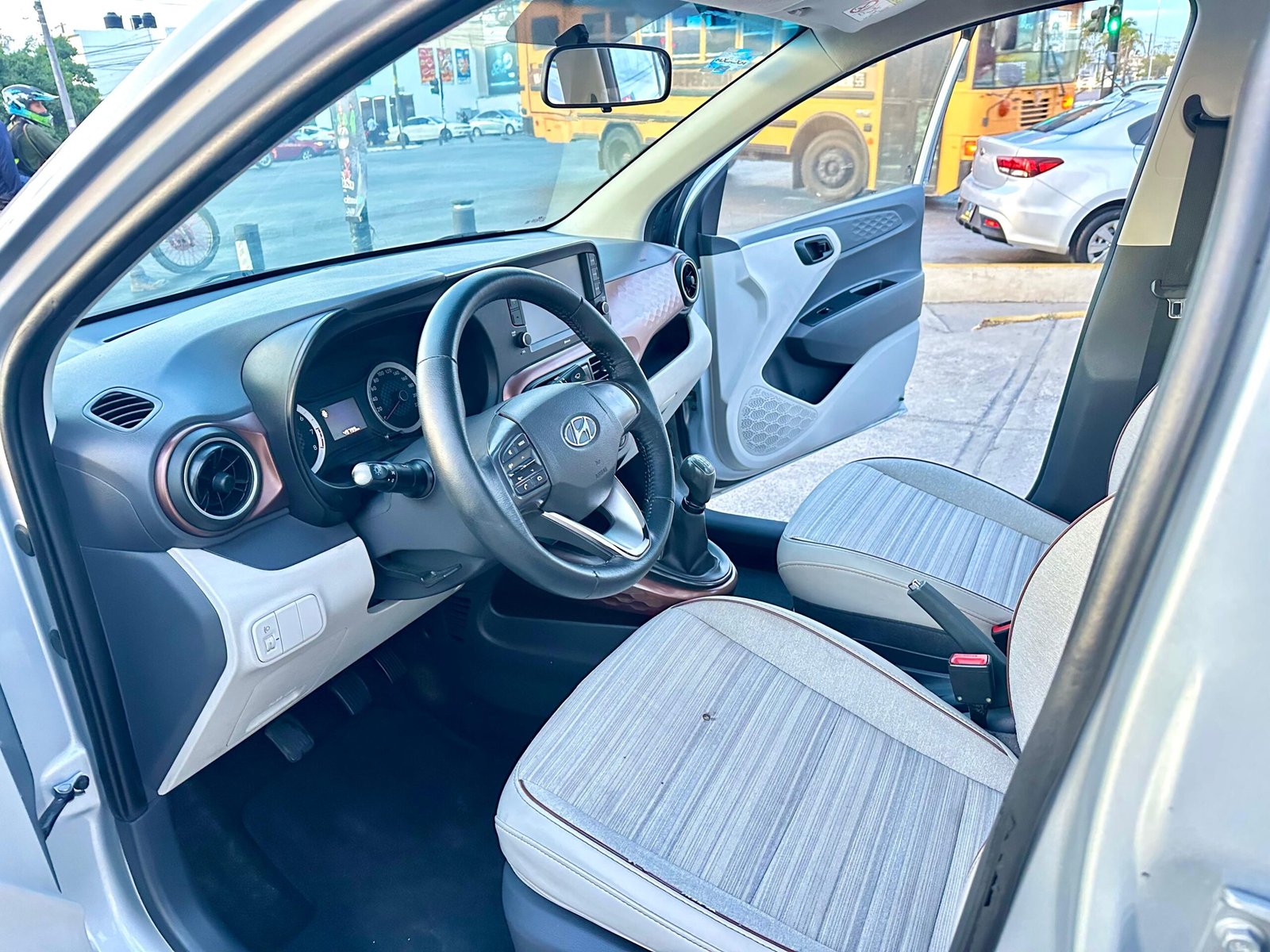 hyundai grand i10 2022 gl mid tm hyundai grand i10 2022 gl mid tm