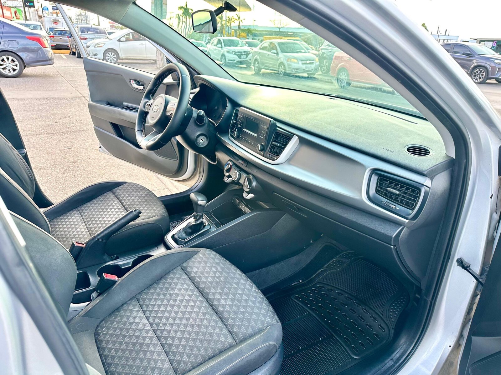kia rio sedan l ta 2020 kia rio sedan l ta 2020