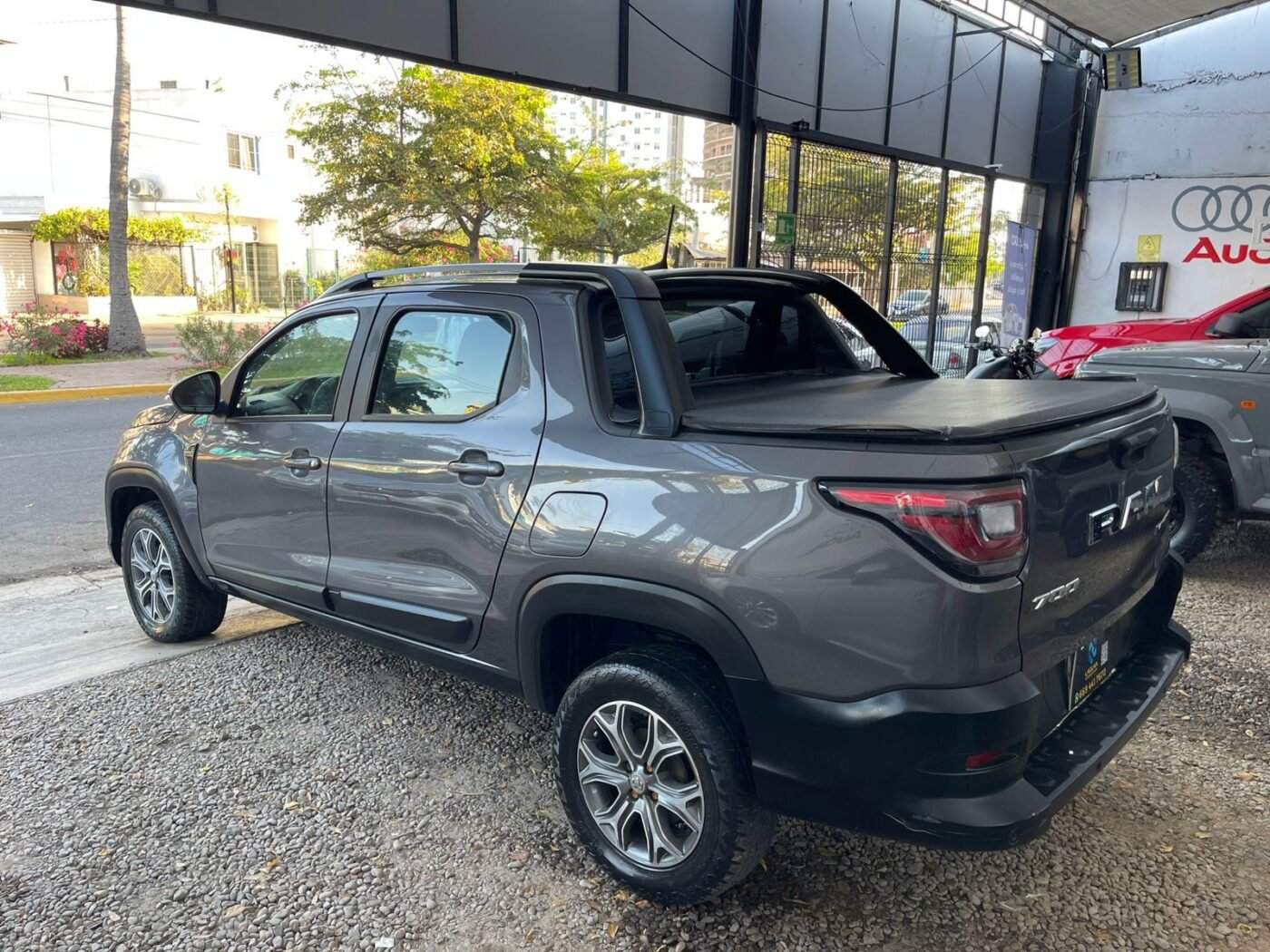 ram 700 2021 laramie manual