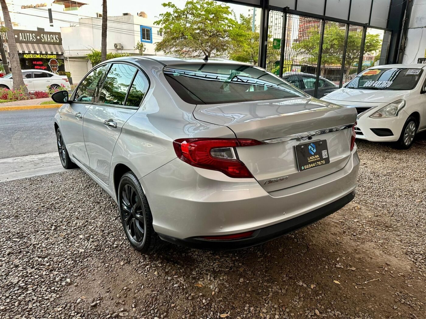 dodge neón 2017 automático