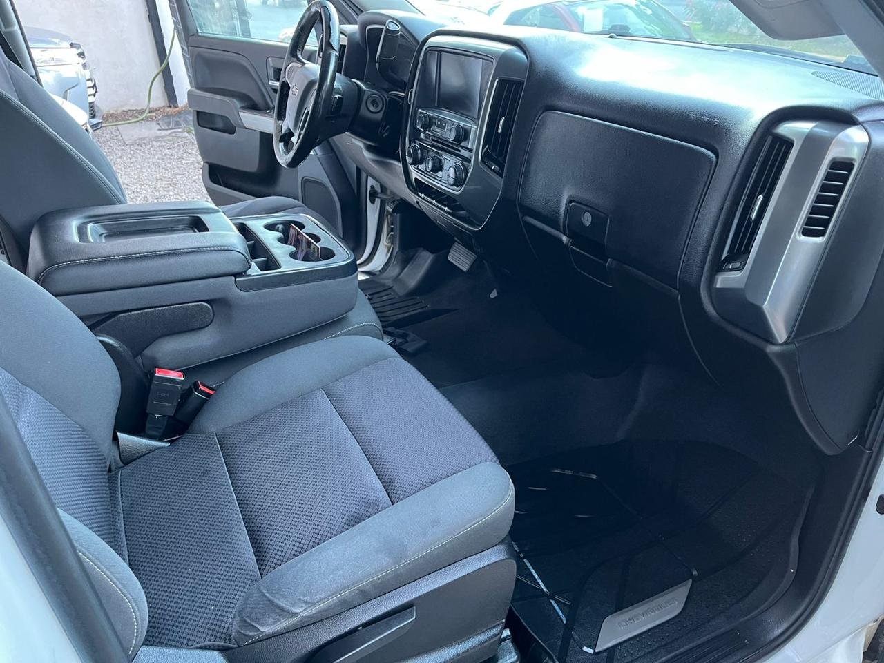 chevrolet silverado 1500 2018 automática chevrolet silverado 1500 2018 automática