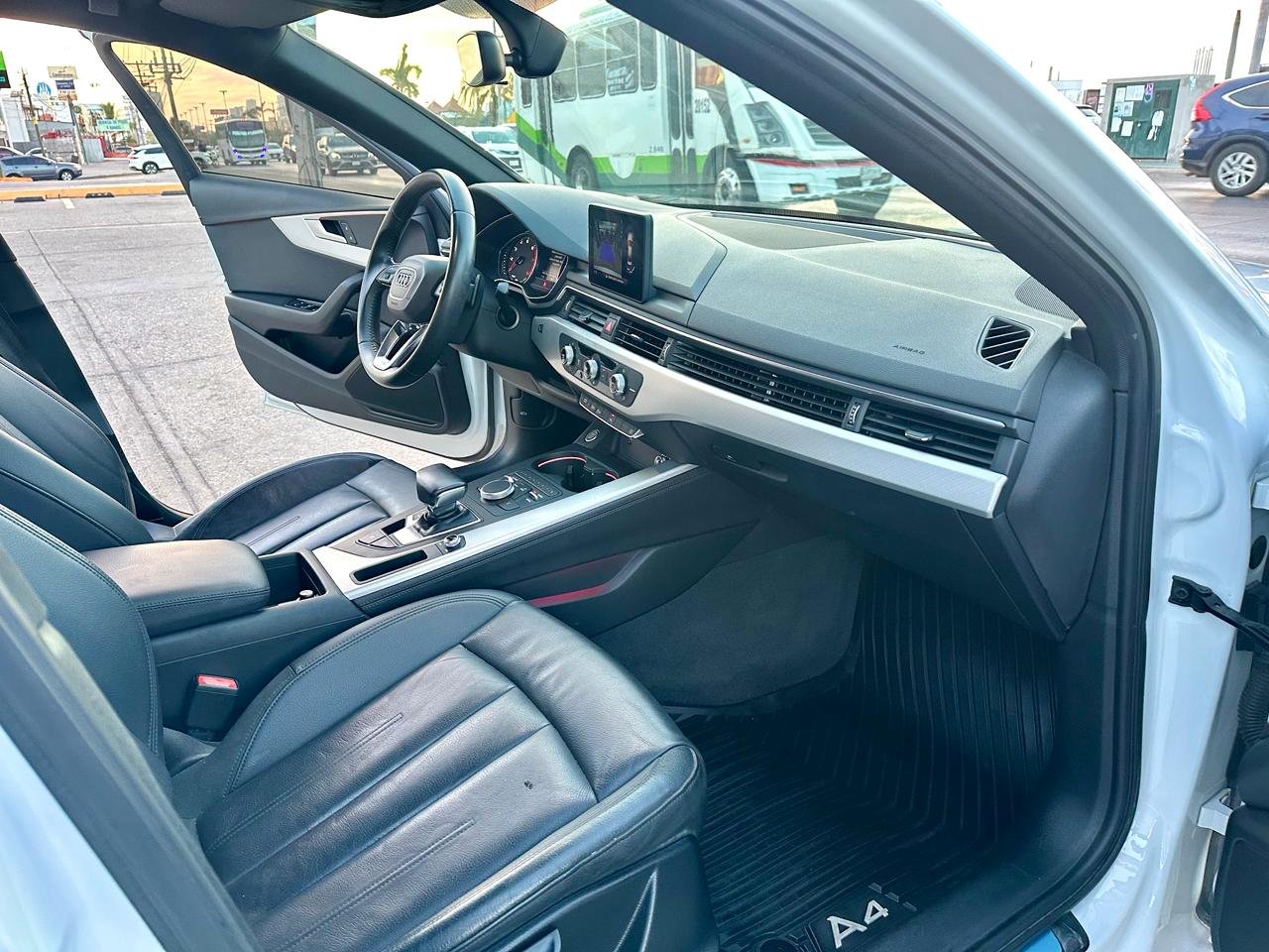 audi a4 select 2019 automático audi a4 select 2019 automático