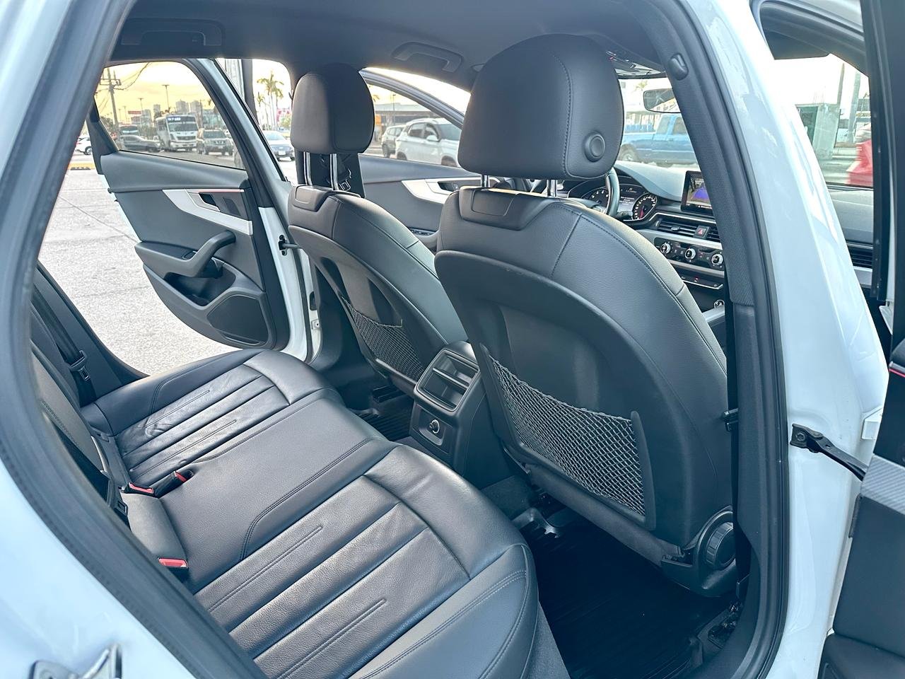 audi a4 select 2019 automático audi a4 select 2019 automático
