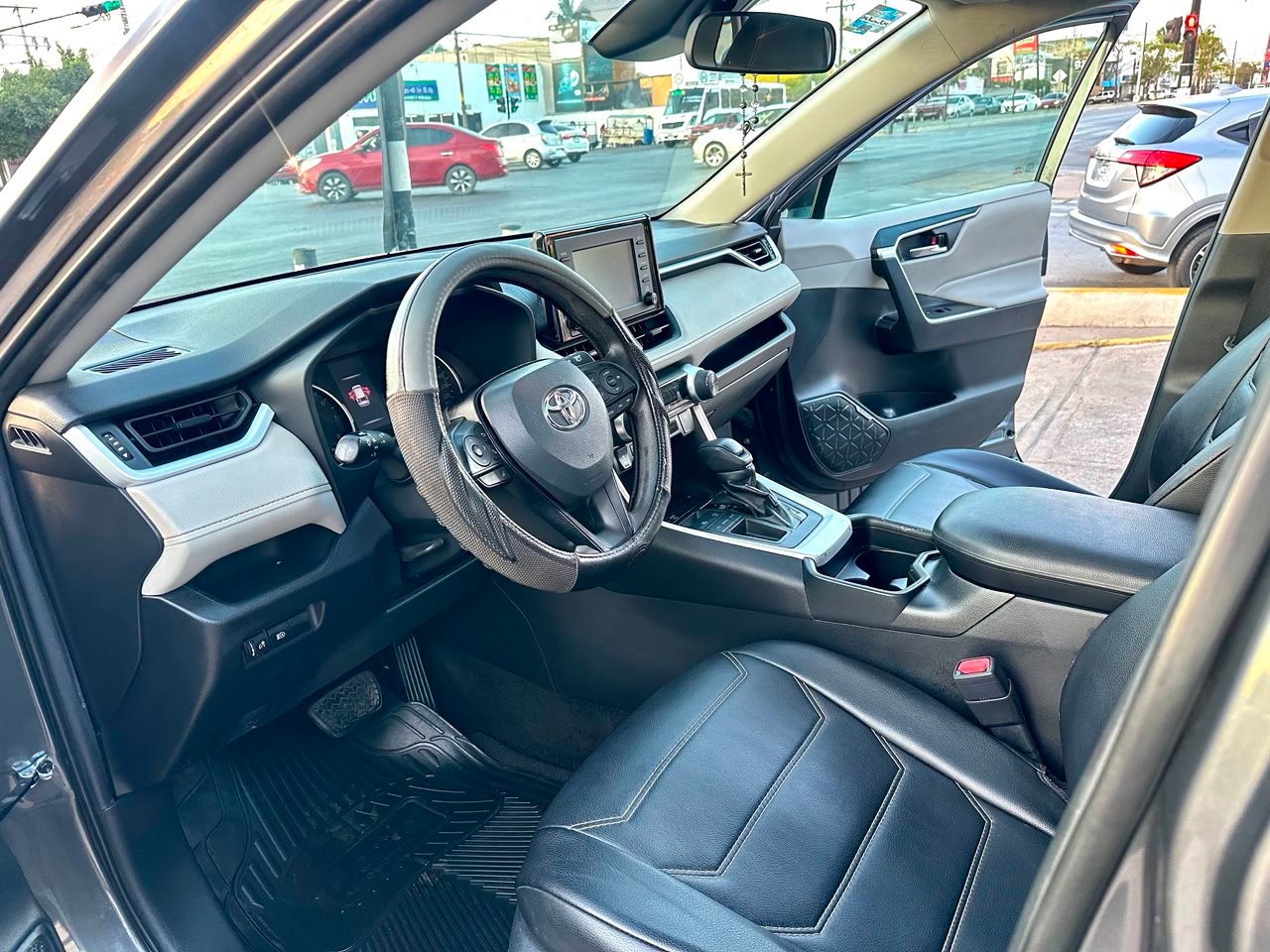 toyota rav4 xle 2021 automática toyota rav4 xle 2021 automática
